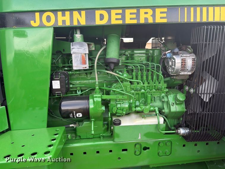 image for item EW4374 1989 John Deere 4955 MFWD tractor