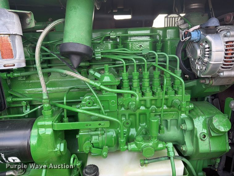 image for item EW4374 1989 John Deere 4955 MFWD tractor