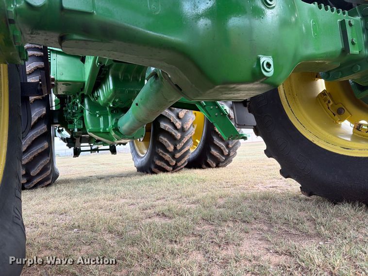 image for item EW4374 1989 John Deere 4955 MFWD tractor