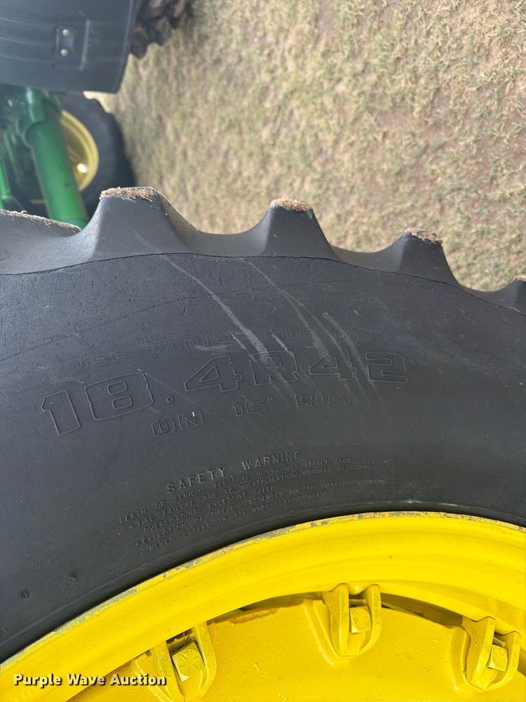 image for item EW4374 1989 John Deere 4955 MFWD tractor