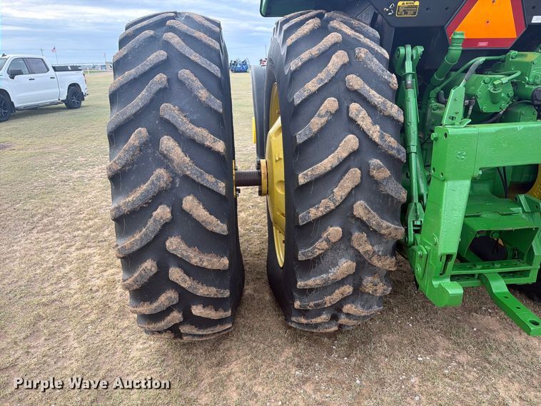 image for item EW4374 1989 John Deere 4955 MFWD tractor
