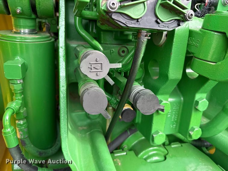 image for item EW4375 2013 John Deere 8335R MFWD tractor