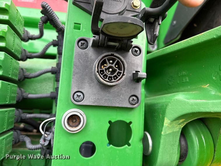 image for item EW4375 2013 John Deere 8335R MFWD tractor