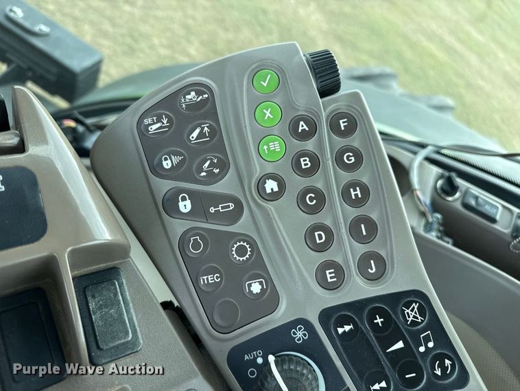 image for item EW4375 2013 John Deere 8335R MFWD tractor