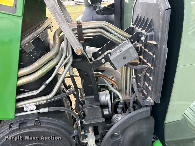 image for item EW4375 2013 John Deere 8335R MFWD tractor