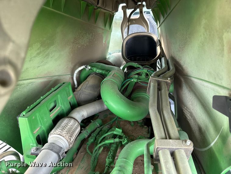 image for item EW4375 2013 John Deere 8335R MFWD tractor