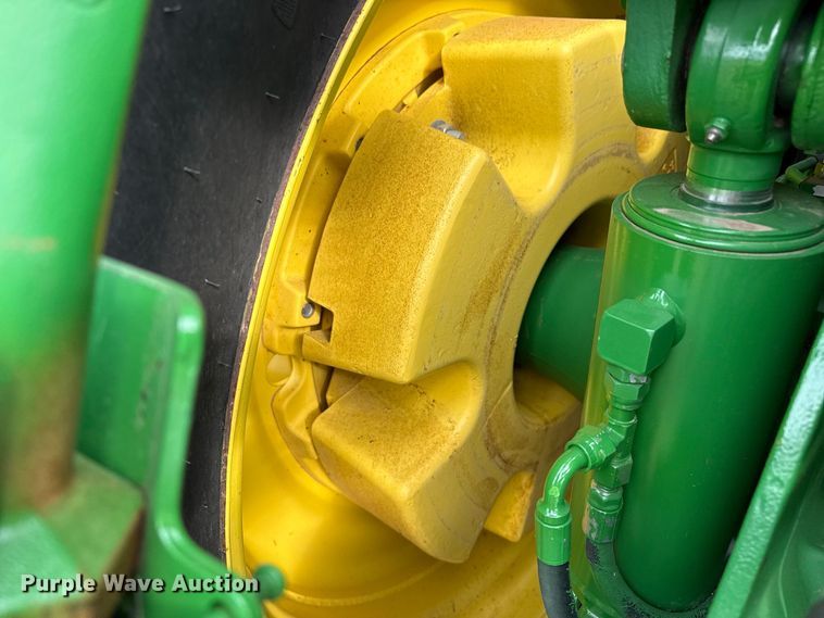 image for item EW4375 2013 John Deere 8335R MFWD tractor