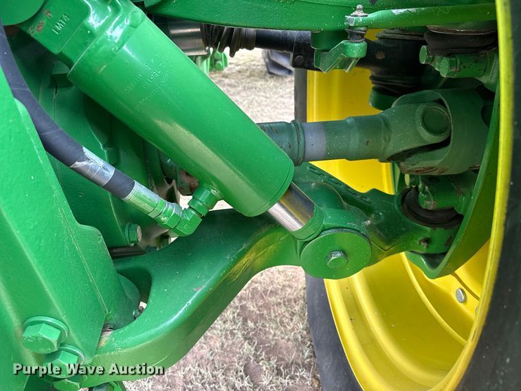 image for item EW4375 2013 John Deere 8335R MFWD tractor