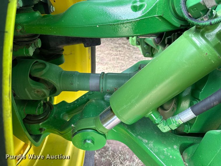image for item EW4375 2013 John Deere 8335R MFWD tractor
