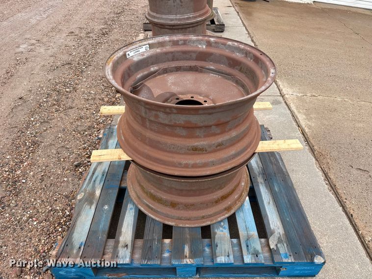 image for item EW4377 (2) wheels
