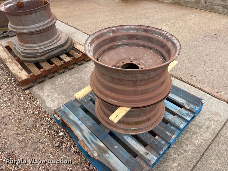 image for item EW4377 (2) wheels