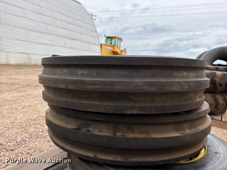 image for item EW4385 Tires and wheels