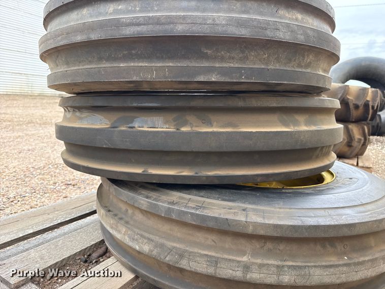 image for item EW4385 Tires and wheels