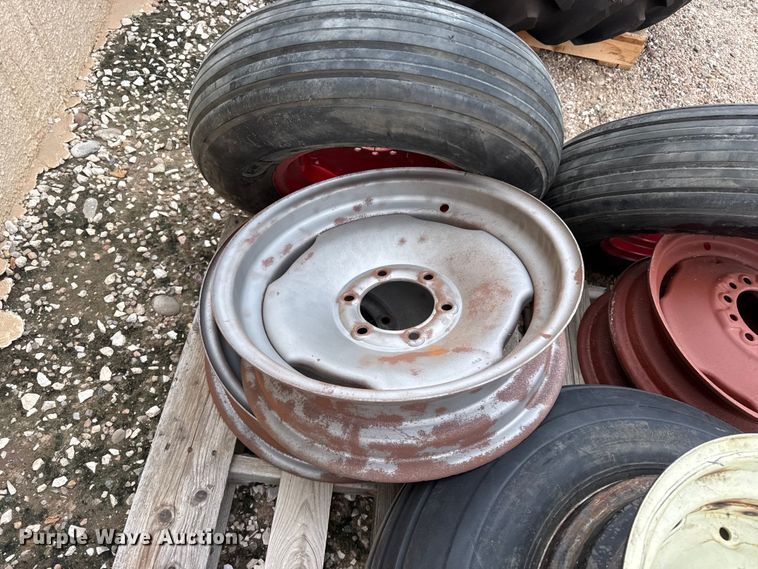 image for item EW4389 Tires and wheels