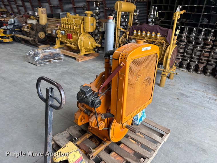 image for item EW4394 Minneapolis  Moline engine