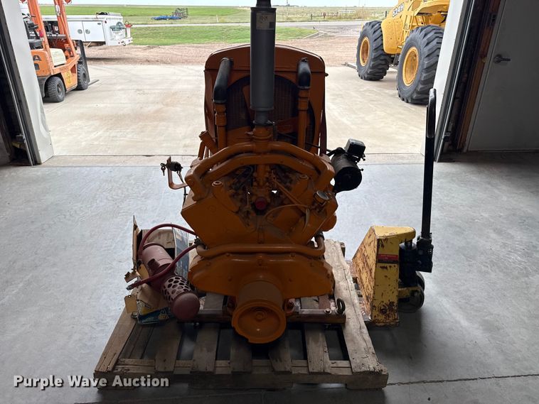 image for item EW4394 Minneapolis  Moline engine