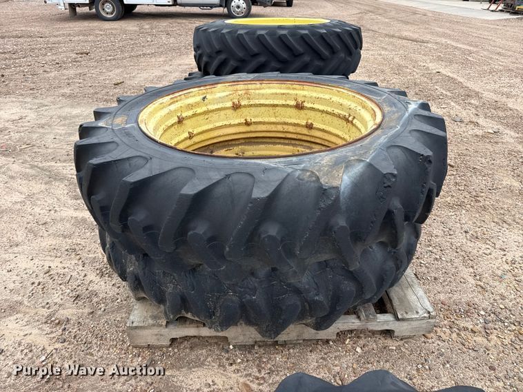 image for item EW4396 Misc wheels and tires