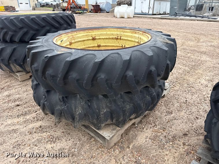 image for item EW4396 Misc wheels and tires