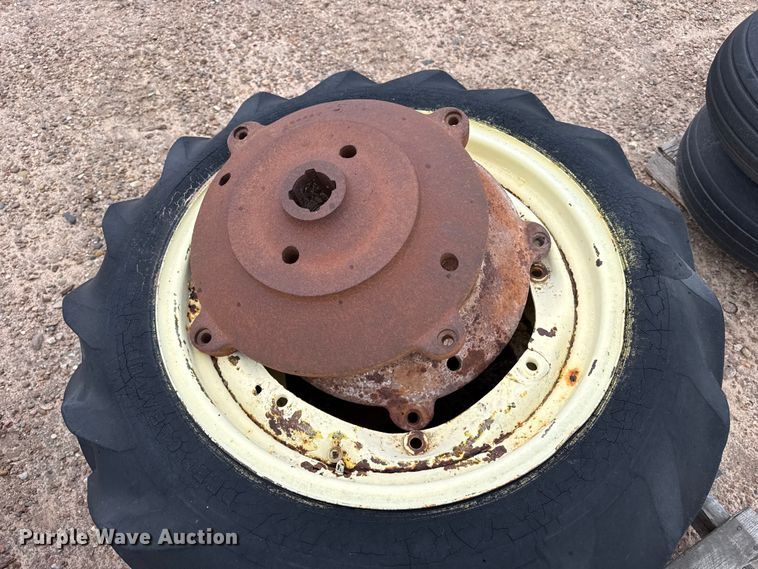 image for item EW4396 Misc wheels and tires
