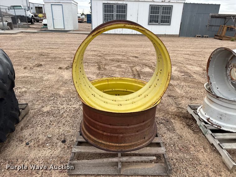 image for item EW4396 Misc wheels and tires