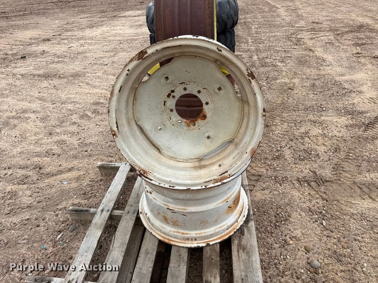 image for item EW4396 Misc wheels and tires