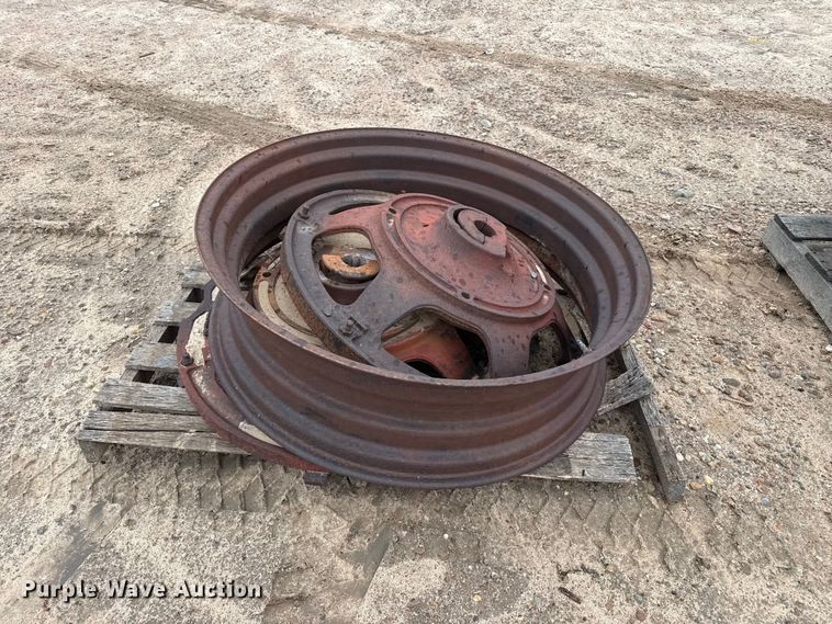 image for item EW4396 Misc wheels and tires