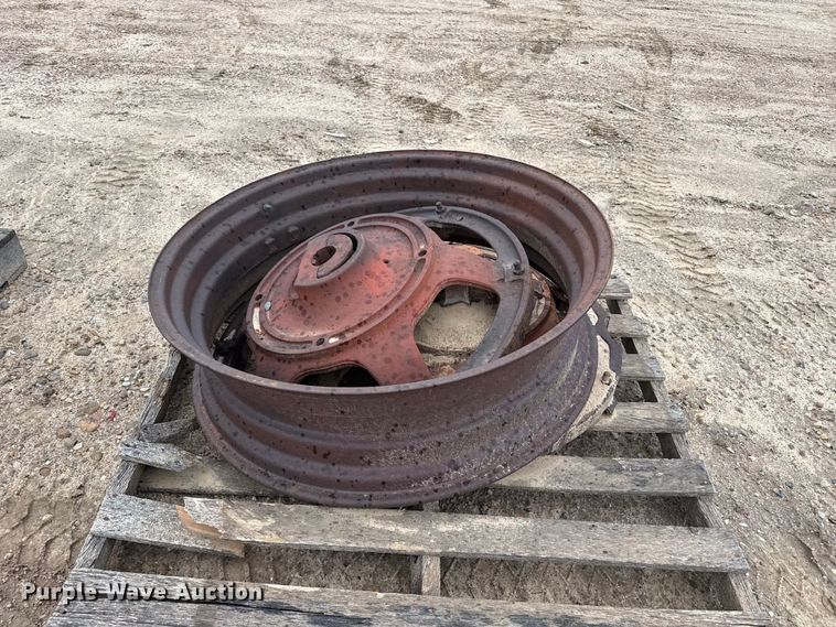 image for item EW4396 Misc wheels and tires