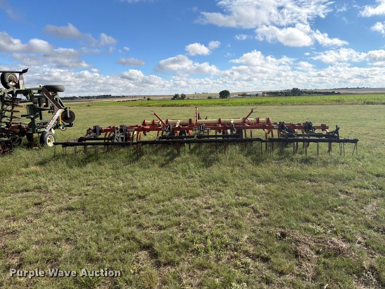 image for item EW4397 Kraus 4320 field cultivator