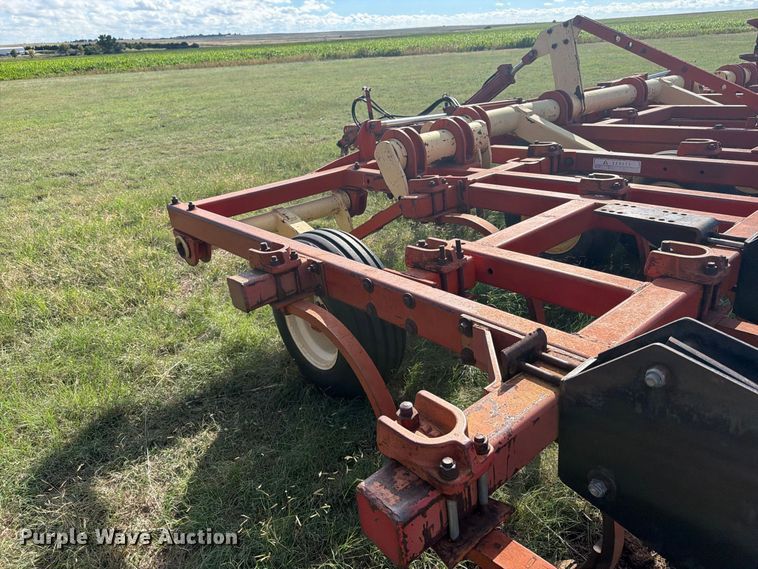 image for item EW4397 Kraus 4320 field cultivator