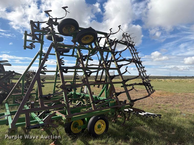 image for item EW4399 John Deere field cultivator