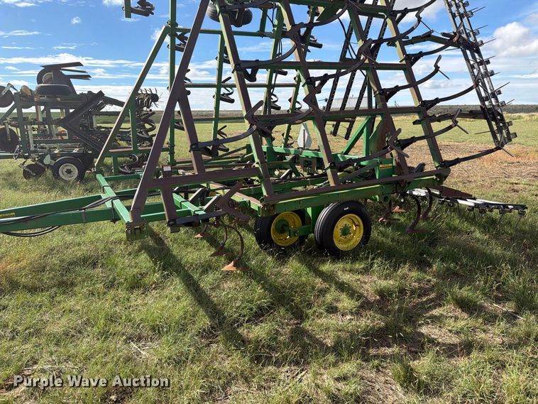 image for item EW4399 John Deere field cultivator