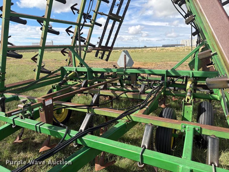 image for item EW4399 John Deere field cultivator