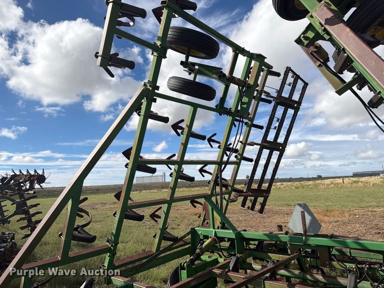 image for item EW4399 John Deere field cultivator