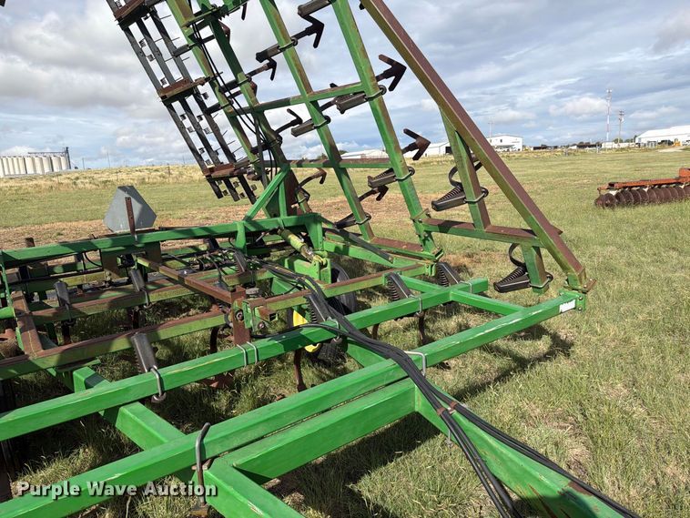 image for item EW4399 John Deere field cultivator