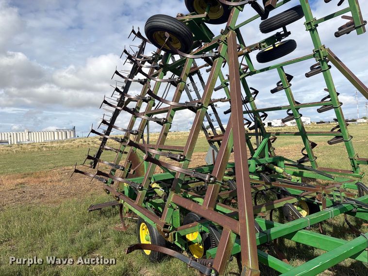 image for item EW4399 John Deere field cultivator