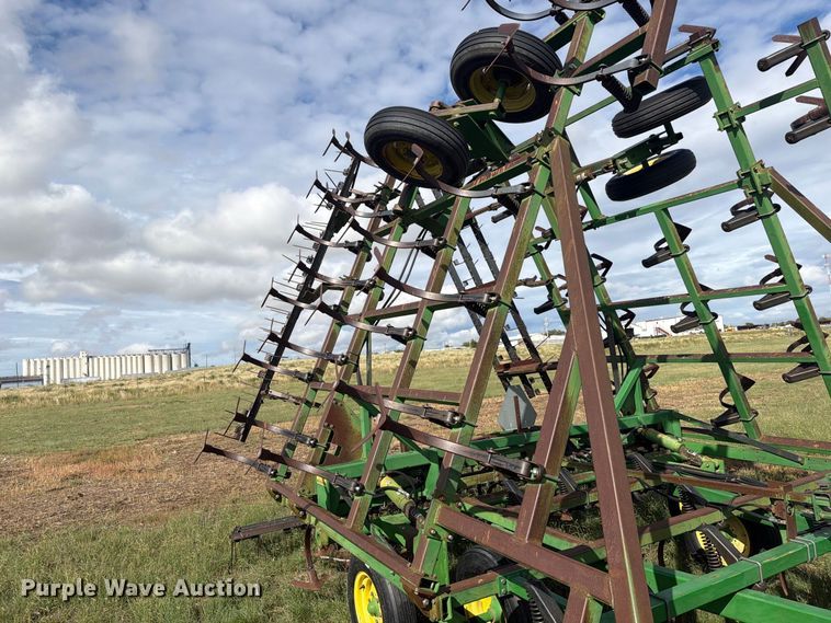 image for item EW4399 John Deere field cultivator