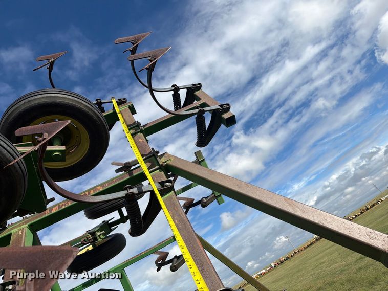 image for item EW4399 John Deere field cultivator