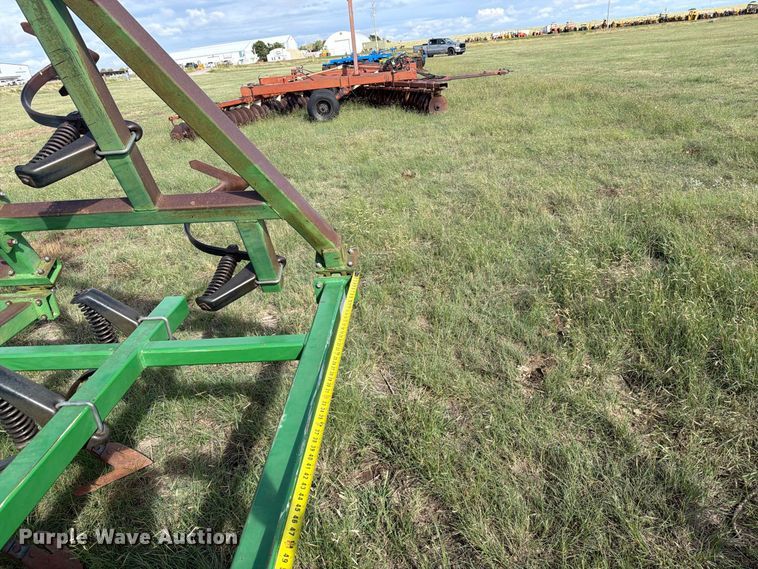 image for item EW4399 John Deere field cultivator