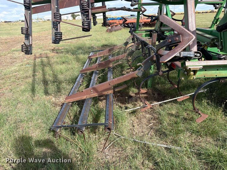 image for item EW4399 John Deere field cultivator