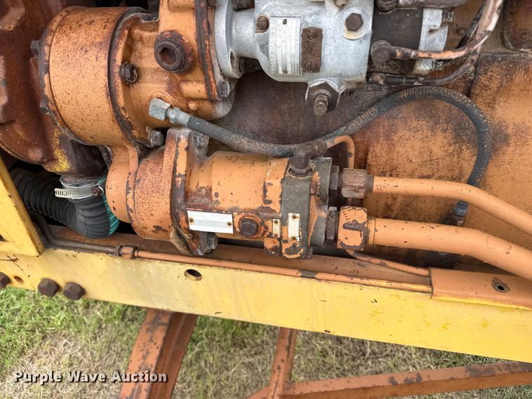 image for item EW4407 1966 Minneapolis Moline G-1000 tractor