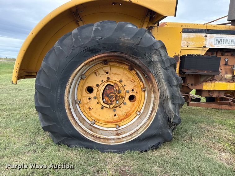 image for item EW4407 1966 Minneapolis Moline G-1000 tractor