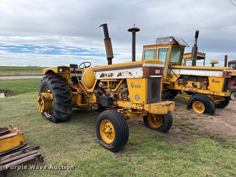image for item EW4408 1967 Minneapolis Moline G-900 tractor