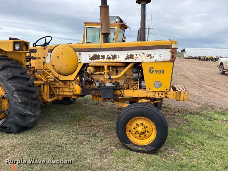 image for item EW4408 1967 Minneapolis Moline G-900 tractor
