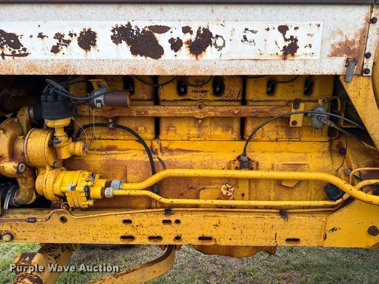 image for item EW4408 1967 Minneapolis Moline G-900 tractor