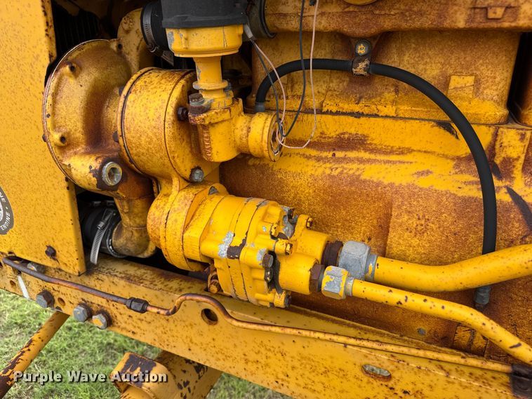 image for item EW4408 1967 Minneapolis Moline G-900 tractor