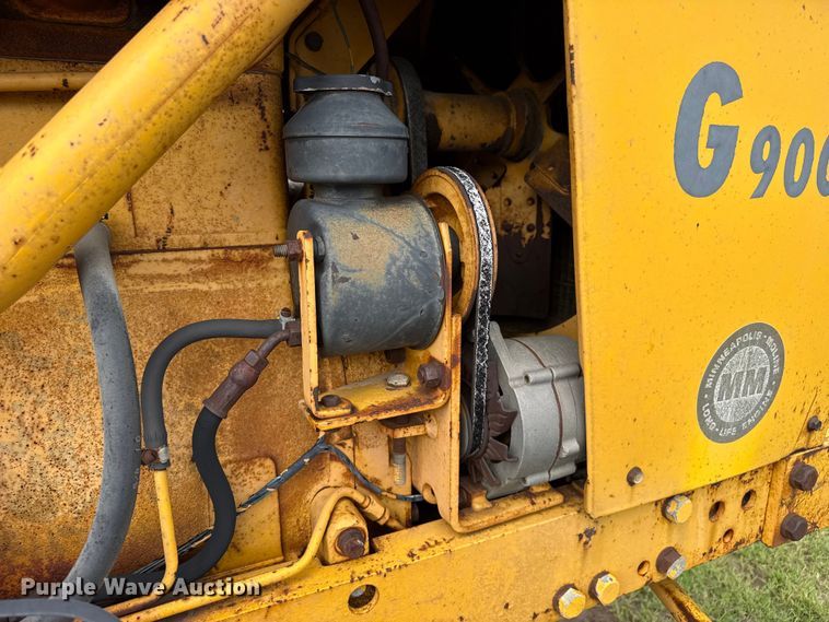 image for item EW4408 1967 Minneapolis Moline G-900 tractor