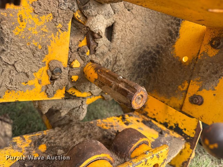 image for item EW4408 1967 Minneapolis Moline G-900 tractor