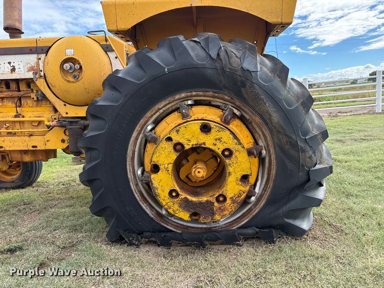 image for item EW4408 1967 Minneapolis Moline G-900 tractor