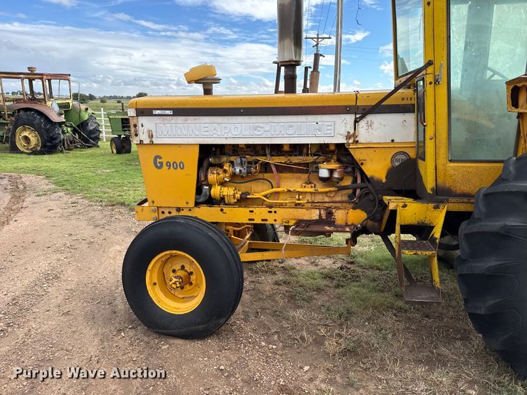 image for item EW4409 1967 Minneapolis Moline G-900 tractor