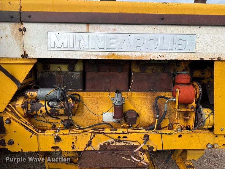 image for item EW4409 1967 Minneapolis Moline G-900 tractor